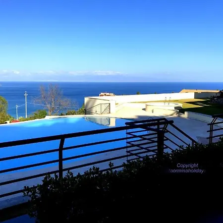 Taormina Lux & Elite Apartments - Taormina Holidays Exterior photo